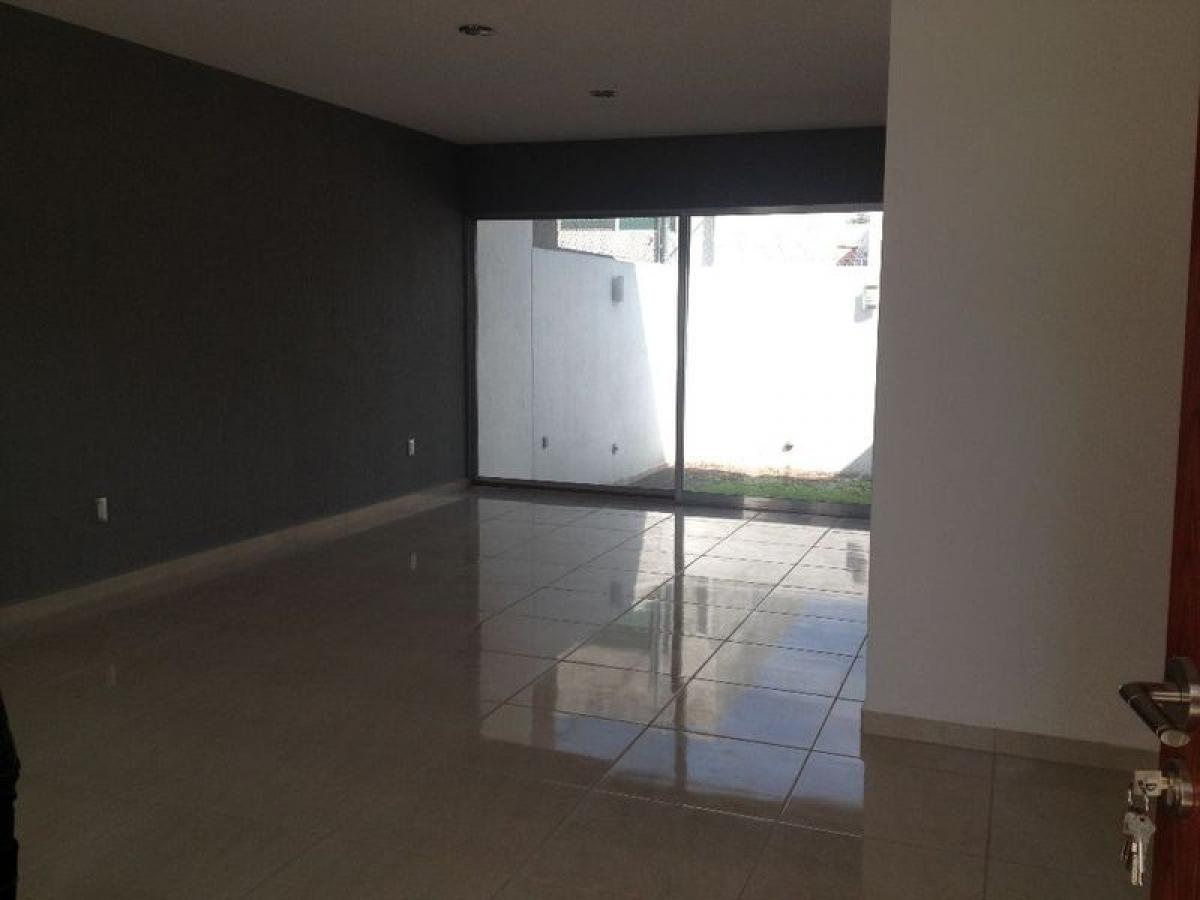 4 bedrooms House in Queretaro, Mexico No. 171019