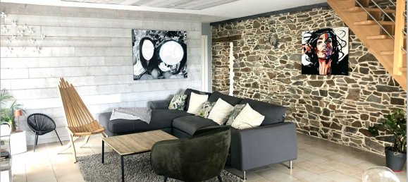 5 bedrooms House in Montaigu-Vendee, France No. 203029 3