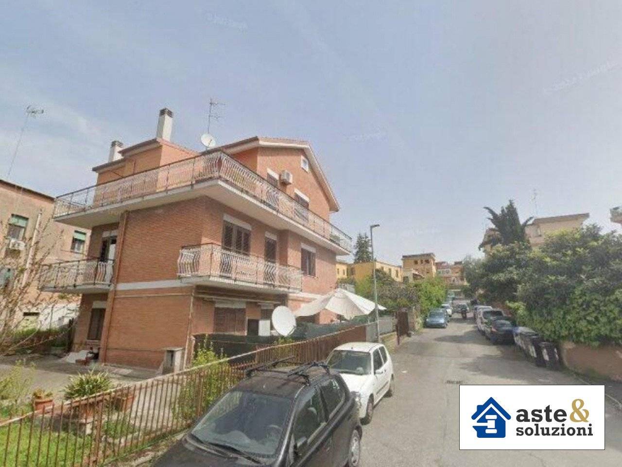 2 bedrooms Apartment in Rome, Italy No. 395042