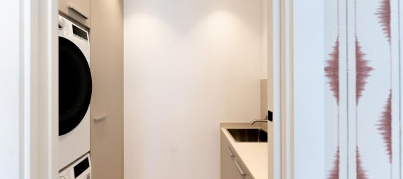 4 bedrooms Apartment in Madrid, Spain No. 193668 12