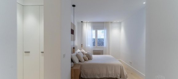 4 bedrooms Apartment in Madrid, Spain No. 193668 20