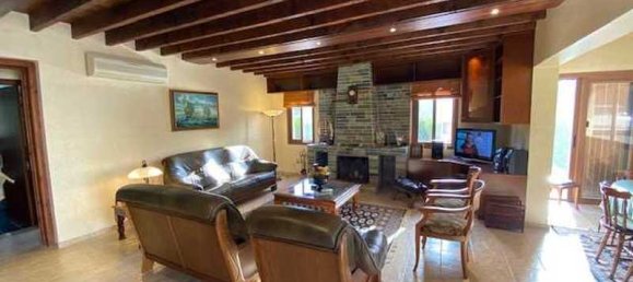 Вилла с 4 спальнями в Писсури, Кипр № 7149 9