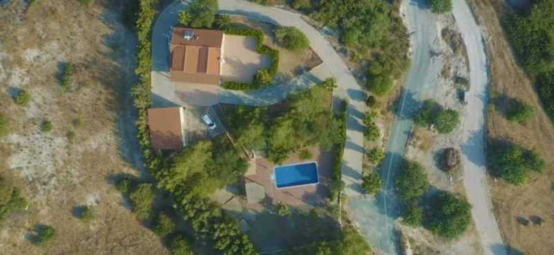 Вилла с 4 спальнями в Писсури, Кипр № 7149