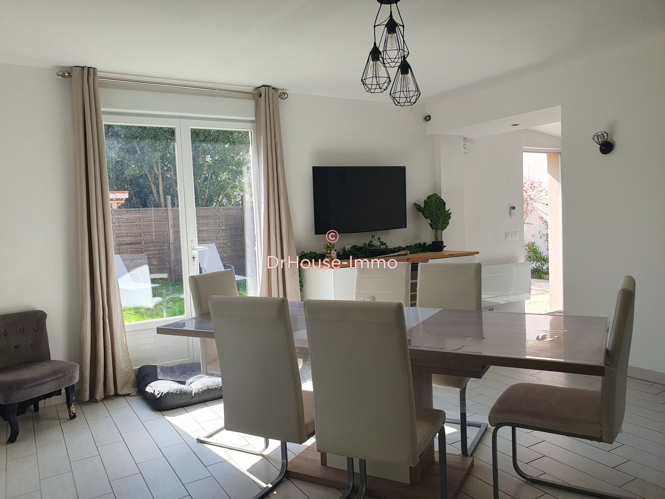 3 bedrooms House in Fosses, France No. 169489