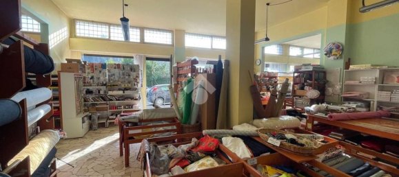 71m² Commercial property in Varese, Italy No. 109822 21