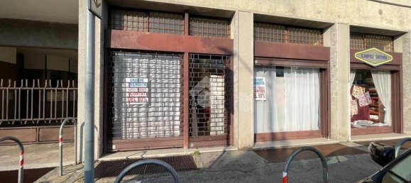 71m² Commercial property in Varese, Italy No. 109822 16
