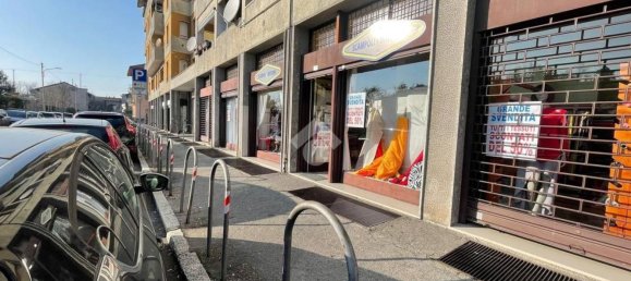 71m² Commercial property in Varese, Italy No. 109822 15