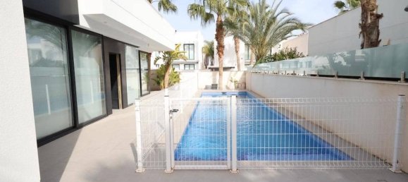 3 bedrooms House in Ciudad Quesada, Spain No. 183623 30