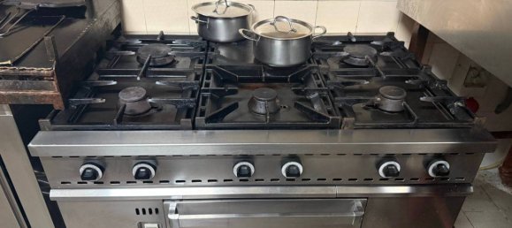 Imóvel comercial de 3 divisões em Città della Pieve, Italy N.º 287389 3