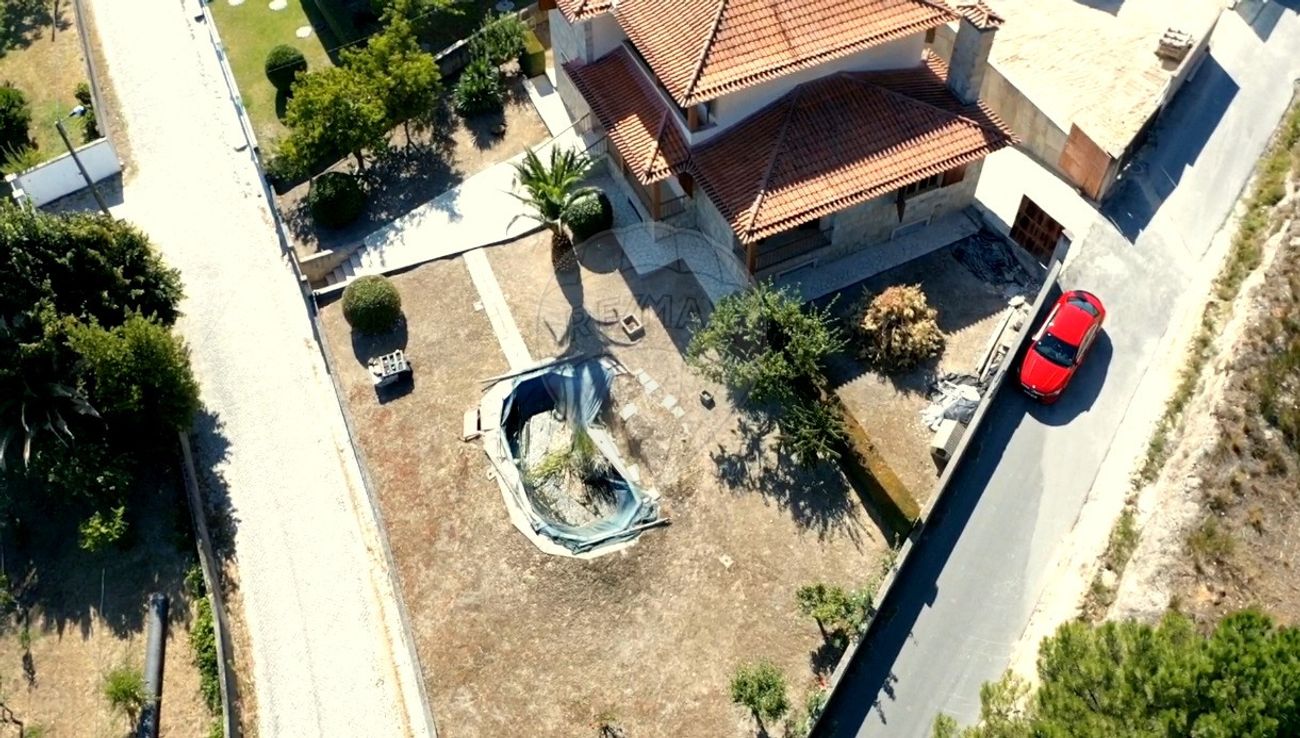 4 chambres Maison à Chaves, Portugal No. 21643