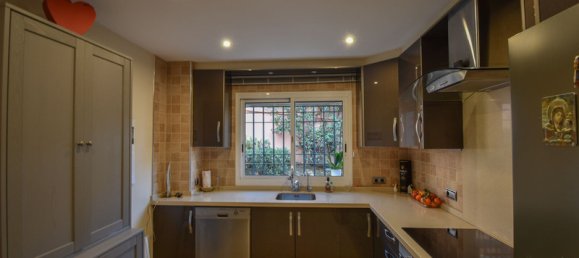 4 Schlafzimmer Stadthaus in Marbella, Spain, Nr. 43724 9