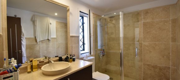 4 Schlafzimmer Stadthaus in Marbella, Spain, Nr. 43724 17