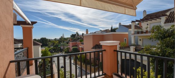 4 Schlafzimmer Stadthaus in Marbella, Spain, Nr. 43724 8