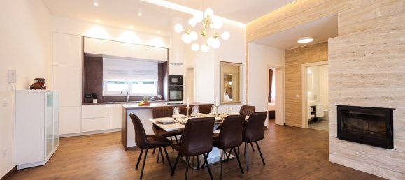 4 غرف نوم فيلا في Nin, Croatia رقم 137 13