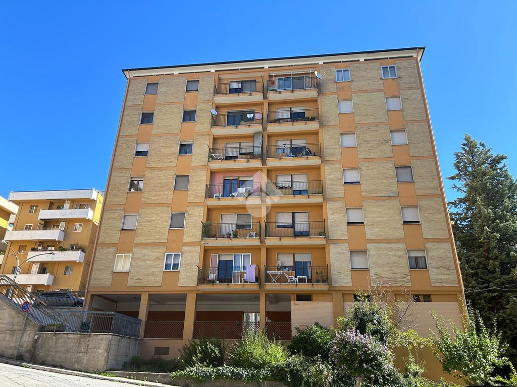 3 bedrooms Apartment in Potenza, Italy No. 318066