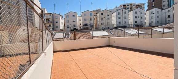 Квартира с 3 спальнями в Сарагоса, Испания № 158539 19