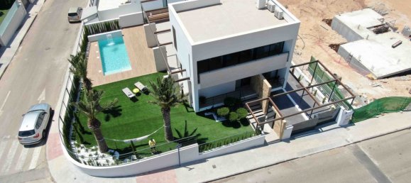 4 bedrooms Villa in Dehesa De Campoamor, Spain No. 8992 5