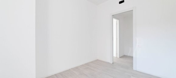 3غرفة شقة في Samarate, Italy رقم 207535 12