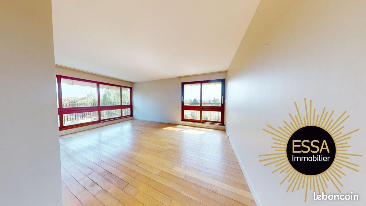 2 bedrooms Apartment in Yvelines, France No. 333379