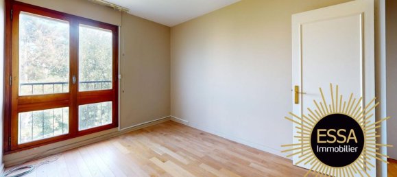 2 bedrooms Apartment in Yvelines, France No. 333379 10