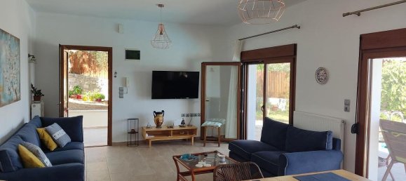 3 bedrooms Villa in Chania, Greece No. 167 5