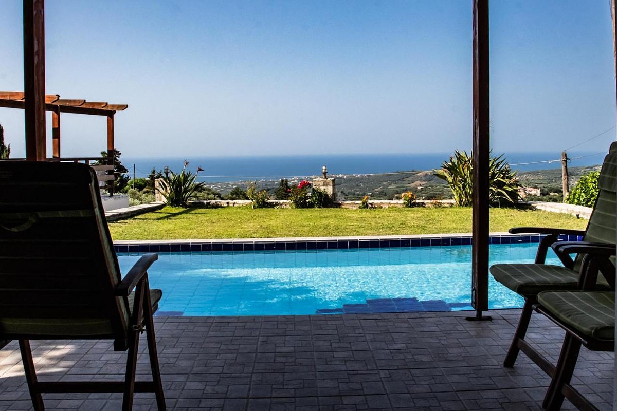 3 bedrooms Villa in Chania, Greece No. 167