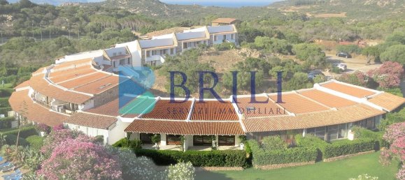 Apartamento de 4 habitaciónes en Olbia, Italy No. 59353 2