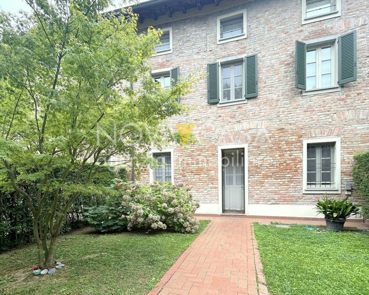 4 rooms Duplex in Crema, Italy No. 334522