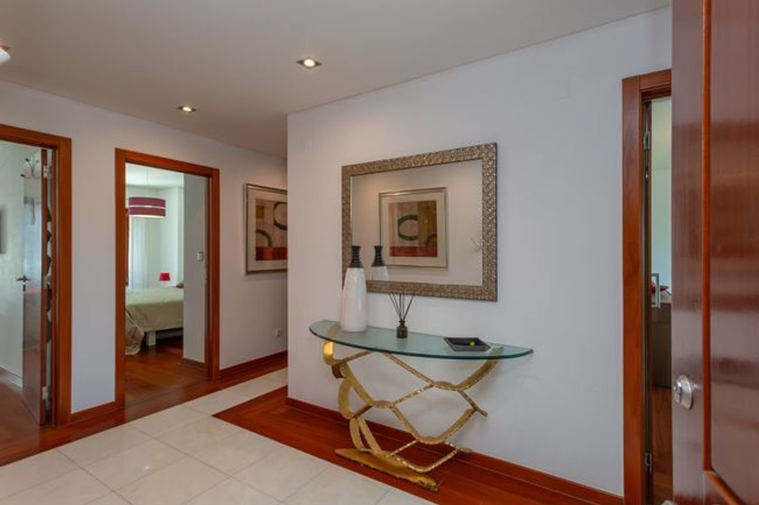 Apartamento de 3 dormitorios en Lisbon, Portugal No. 330669