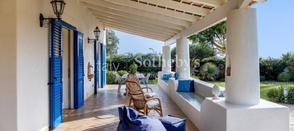 Villa de 4 dormitorios en Mazara del Vallo, Italy No. 376609 4