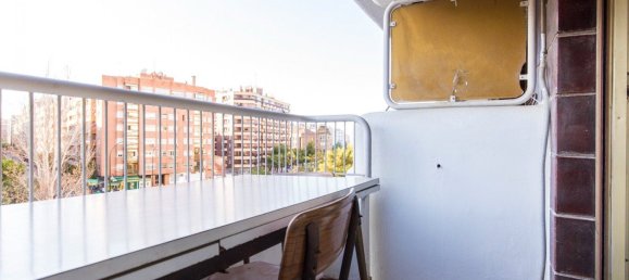 Apartamento de 4 dormitorios en Zaragoza, Spain No. 62056 12