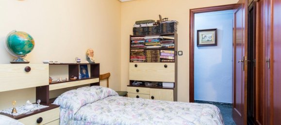 Apartamento de 4 dormitorios en Zaragoza, Spain No. 62056 25