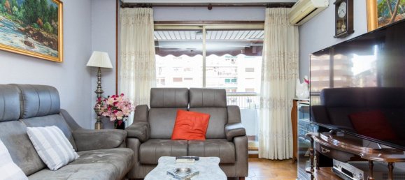 Apartamento de 4 dormitorios en Zaragoza, Spain No. 62056 7