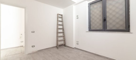 2-Zimmer Wohnung in Guidonia Montecelio, Italy, Nr. 270264 9