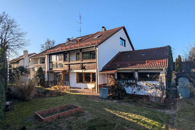 3 bedrooms Townhouse in Munich, Germany No. 214322