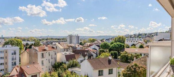 3 bedrooms Apartment in Suresnes, France No. 334301 13