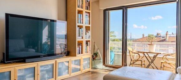 3 bedrooms Apartment in Suresnes, France No. 334301 3