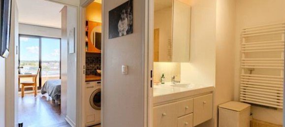 3 bedrooms Apartment in Suresnes, France No. 334301 7