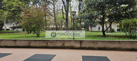 3 bedrooms Apartment in Milan, Italy No. 259124 10