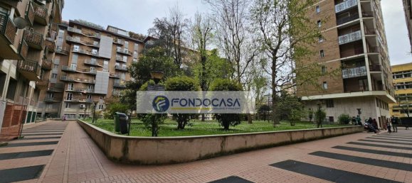 3 bedrooms Apartment in Milan, Italy No. 259124 5