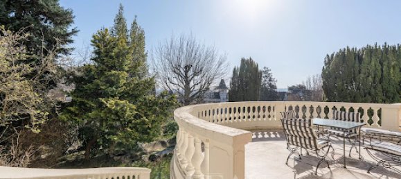 5 bedrooms House in Saint-Cloud, France No. 129393 5