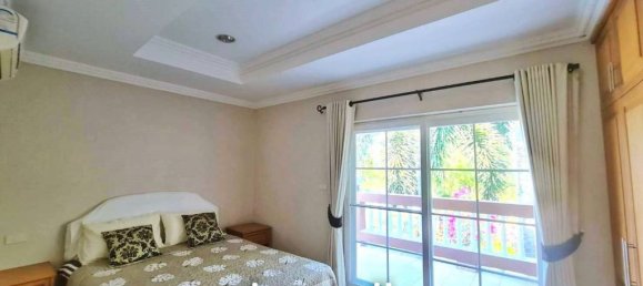 Кафе / ресторан с 6 спальнями в Саттахип, Таиланд № 15459 8