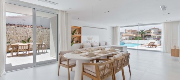 Adosado de 4 dormitorios en Empuriabrava, Spain No. 154032 8