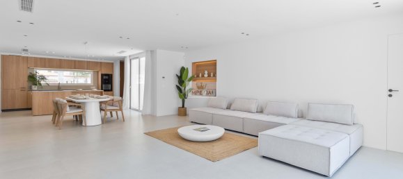 Adosado de 4 dormitorios en Empuriabrava, Spain No. 154032 7