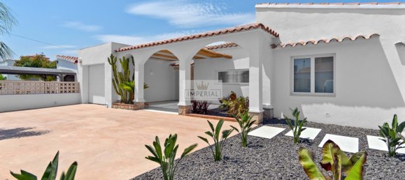 Adosado de 4 dormitorios en Empuriabrava, Spain No. 154032 26