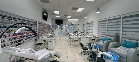  قطعة أرض في Miami, USA رقم 615677 6