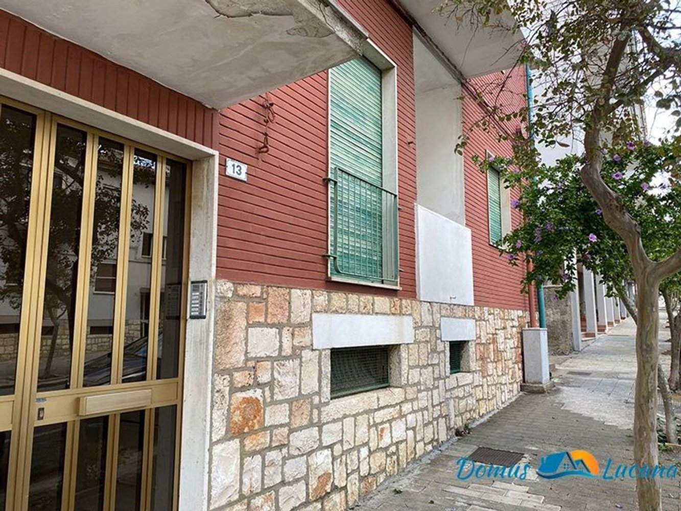 4-Zimmer Wohnung in Pomarico, Italy, Nr. 104323