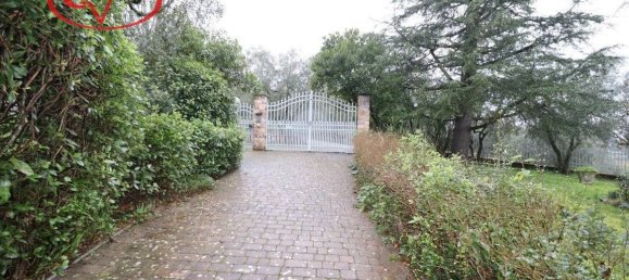 Villa de 4 dormitorios en Figline e Incisa Valdarno, Italy No. 116286 10