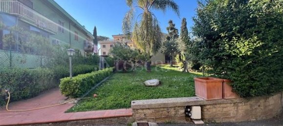 5 bedrooms Villa in Rome, Italy No. 320061 22