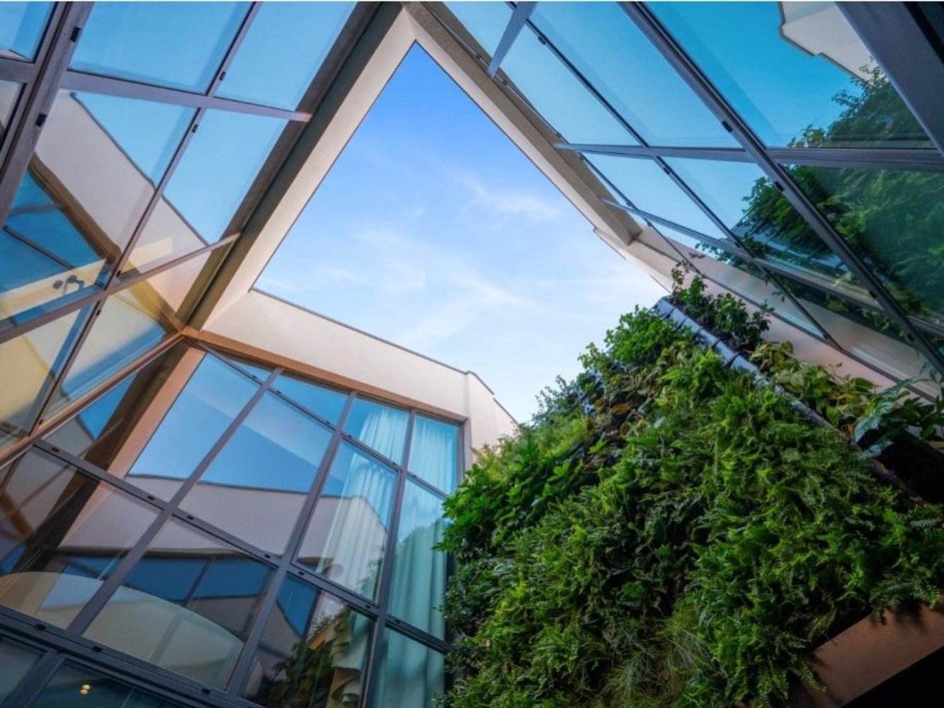 3 bedrooms Apartment in Lisbon, Portugal No. 115671